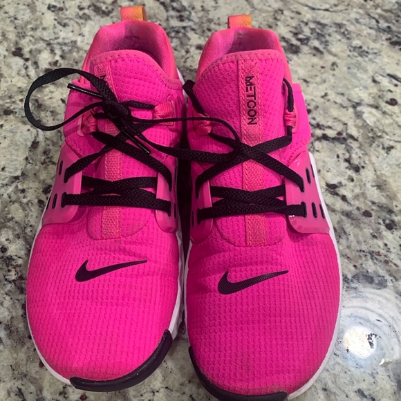 Nike Shoes - Nike Metcon sneakers